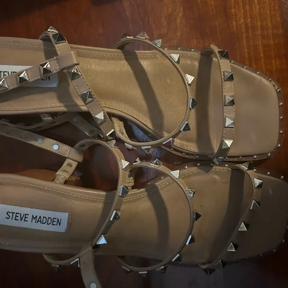 Steve Madden Sandals size 10 - Picture 9 of 9